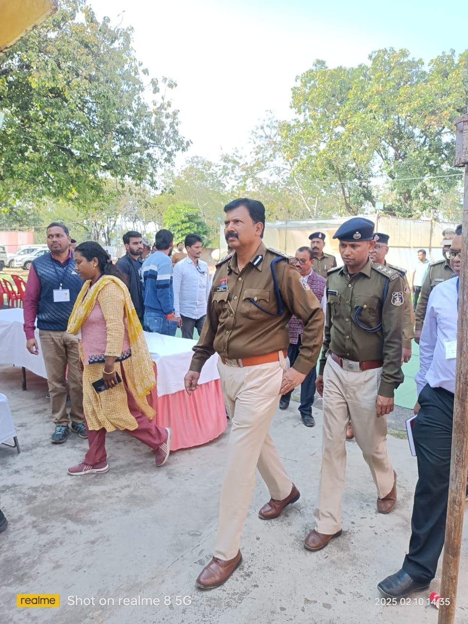 कलेक्टर व डीआईजी/एसएसपी सूरजपुर ने स्ट्रांग रूम व मतगणना स्थल पर व्यवस्थाओं का लिया जायजा