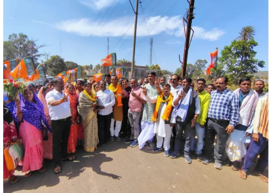 जनपदों में अध्यक्ष/उपाध्यक्ष के निर्वाचन की प्रक्रिया सम्पन्न