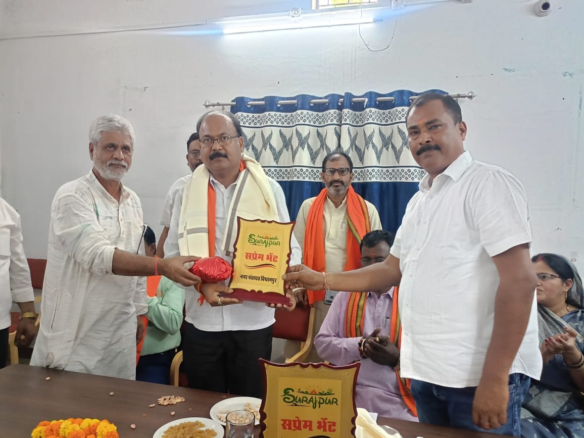 नगर पंचायत बिश्रामपुर के नवनिर्वाचित जनप्रतिनिधियों का परिचय बैठक हुआ सम्पन्न