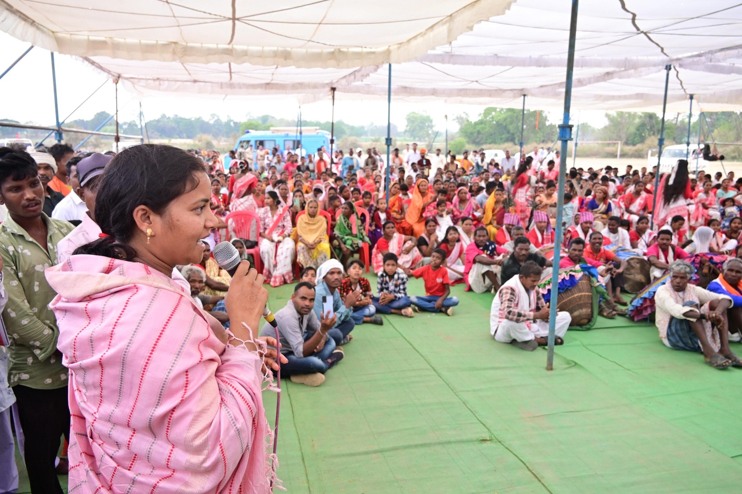 गांव, बस्ती चलो अभियान के रथ को आगे बढ़ा रही हैं मंत्री लक्ष्मी राजवाड़े