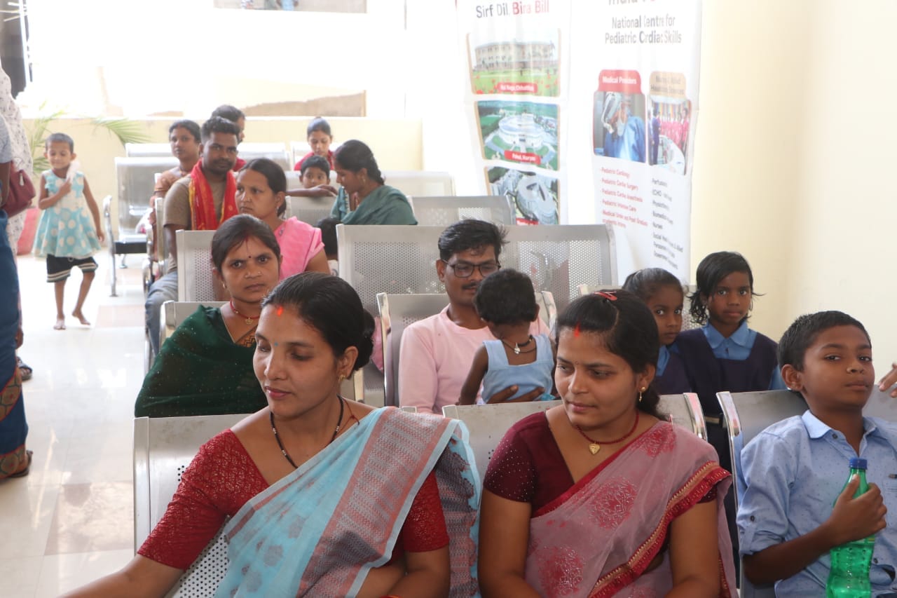 हृदय रोग से पीड़ित बच्चों को शिविर का ज्यादा से ज्यादा लाभ दिलाएं: कलेक्टर एस जयवर्धन
