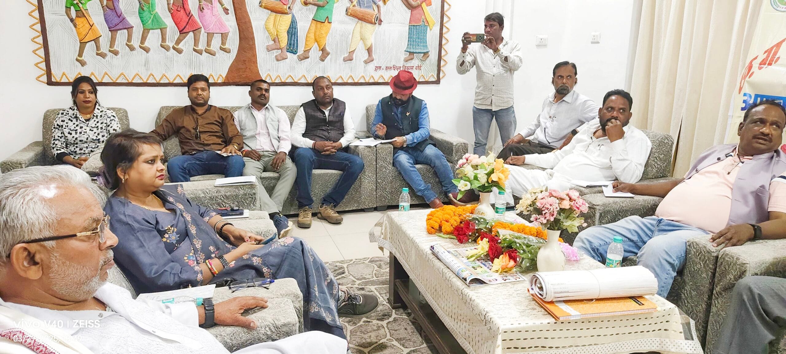 अम्बिकापुर में श्रमजीवी पत्रकार कल्याण संघ की महत्वपूर्ण बैठक, पत्रकार सुरक्षा और सुविधाओं पर हुआ मंथन, हर जिले में उठेगी पत्रकार भवन की मांग...