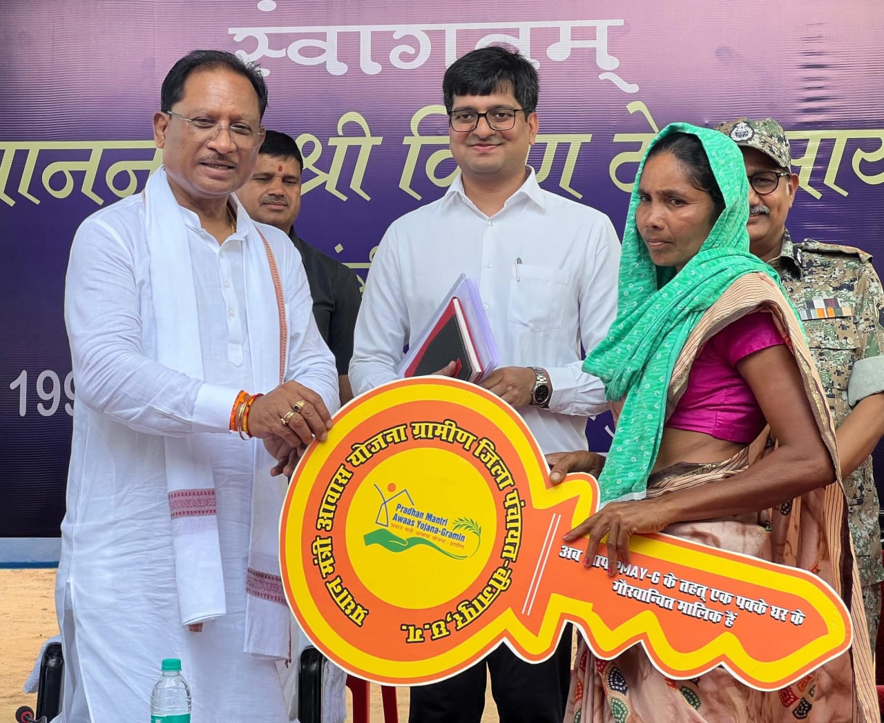 गलगम पहुंचे मुख्यमंत्री विष्णु देव साय, जवानों का हौसला बढ़ाया