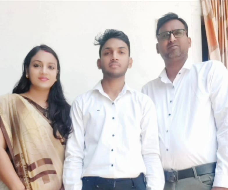 आयुष की उड़ान: 10वीं बोर्ड में बना सूरजपुर का टॉपर