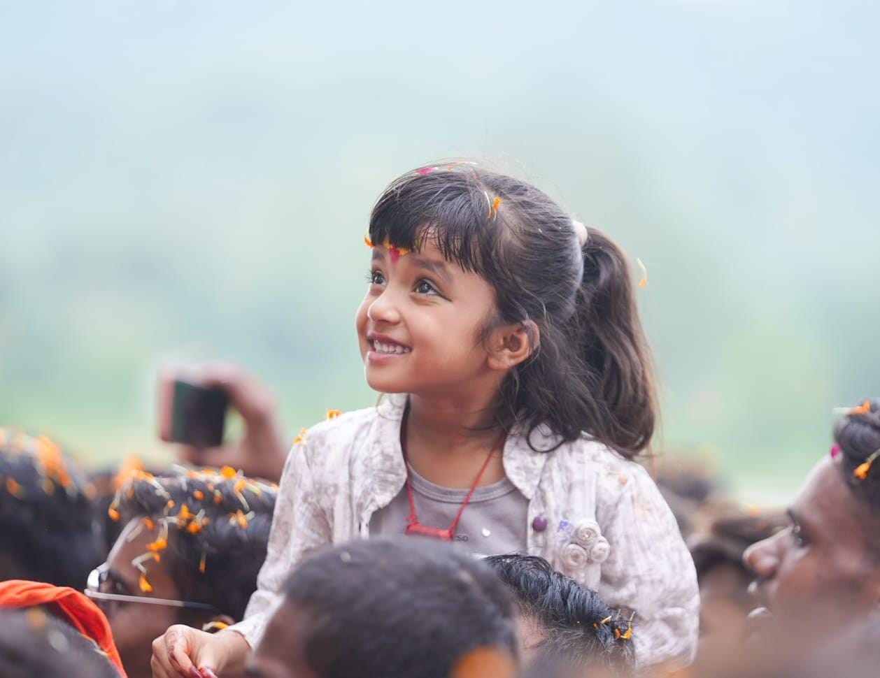 हर-हर महादेव से गूंज उठा भोरमदेव : मुख्यमंत्री विष्णुदेव साय ने हेलीकॉप्टर से पुष्पवर्षा कर हजारों कांवड़ियों का किया भव्य स्वागत