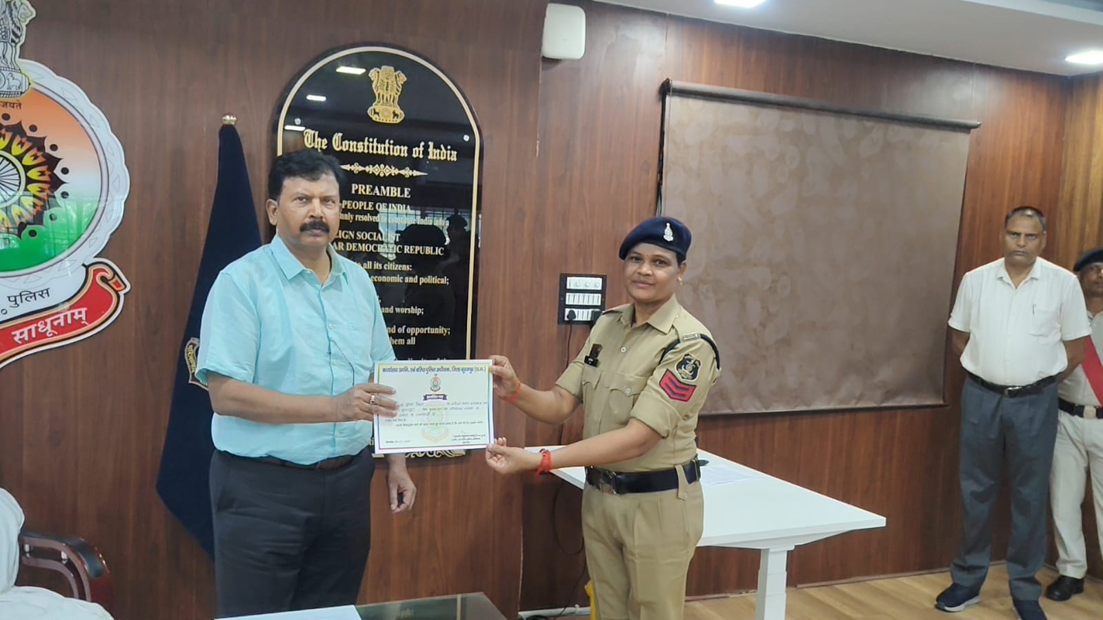 ऑपरेशन तलाश: गुम इंसानों की दस्तयाबी में उत्कृष्ट कार्य करने वाले सूरजपुर पुलिसकर्मी सम्मानित