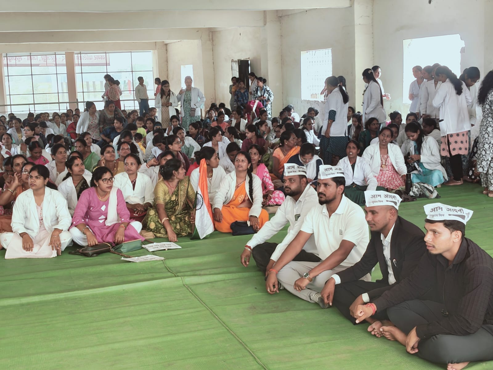 NHM कर्मचारियों की मांगों को लेकर AAP का ज्ञापन, सरकार पर वादाखिलाफी का आरोप