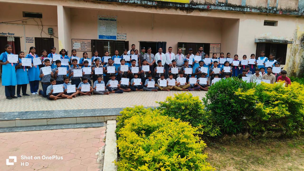 भारत स्काउट एवं गाइड्स विकासखण्ड रामानुजनगर में द्वितीय सोपान शिविर सफलता पूर्वक हुआ सम्पन्न