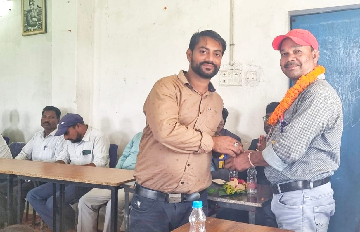 गंगौटी में शिक्षक दिवस पर हुआ सम्मान समारोह, बच्चों और जनप्रतिनिधियों ने जताया आभार