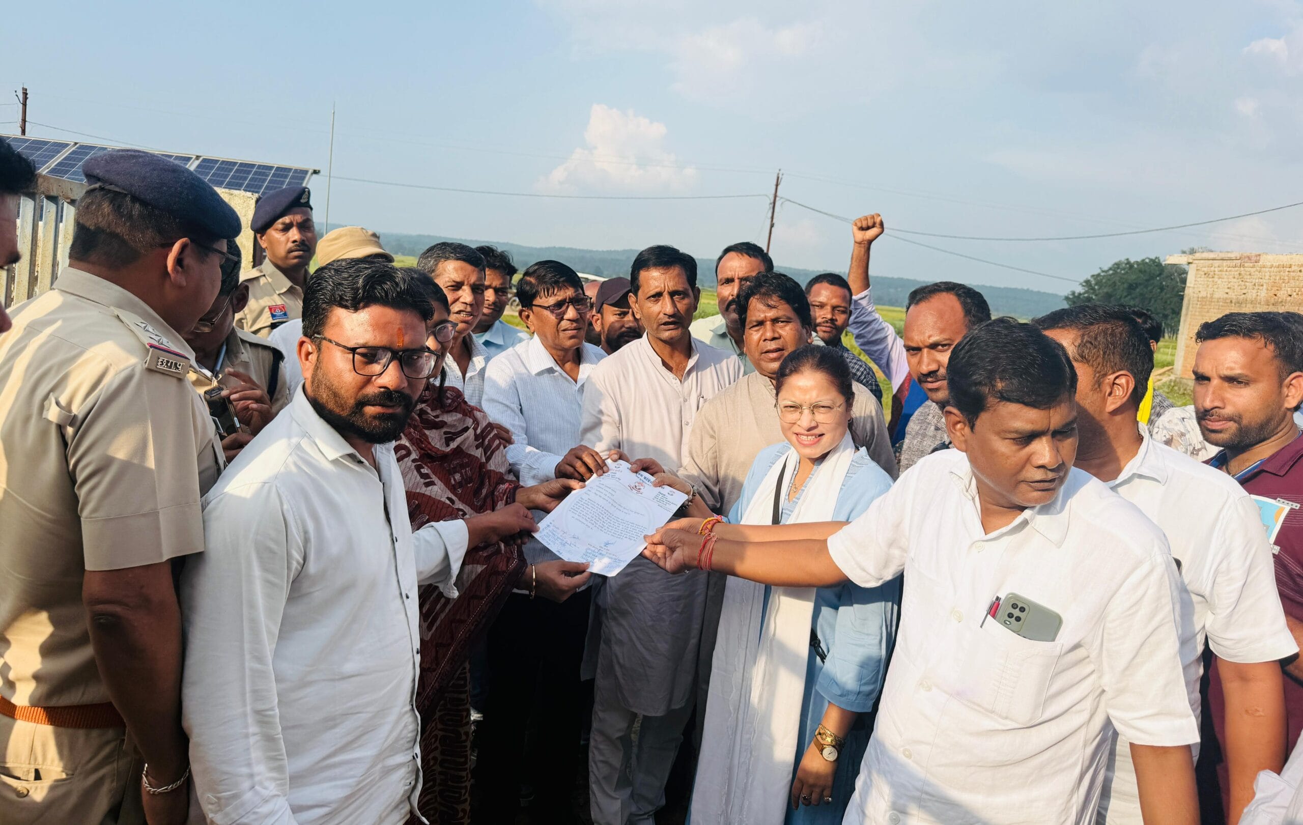 बिजली बिल बढ़ोतरी के खिलाफ प्रेमनगर में युवा कांग्रेस का प्रदर्शन, आम जनता की आवाज़ उठी