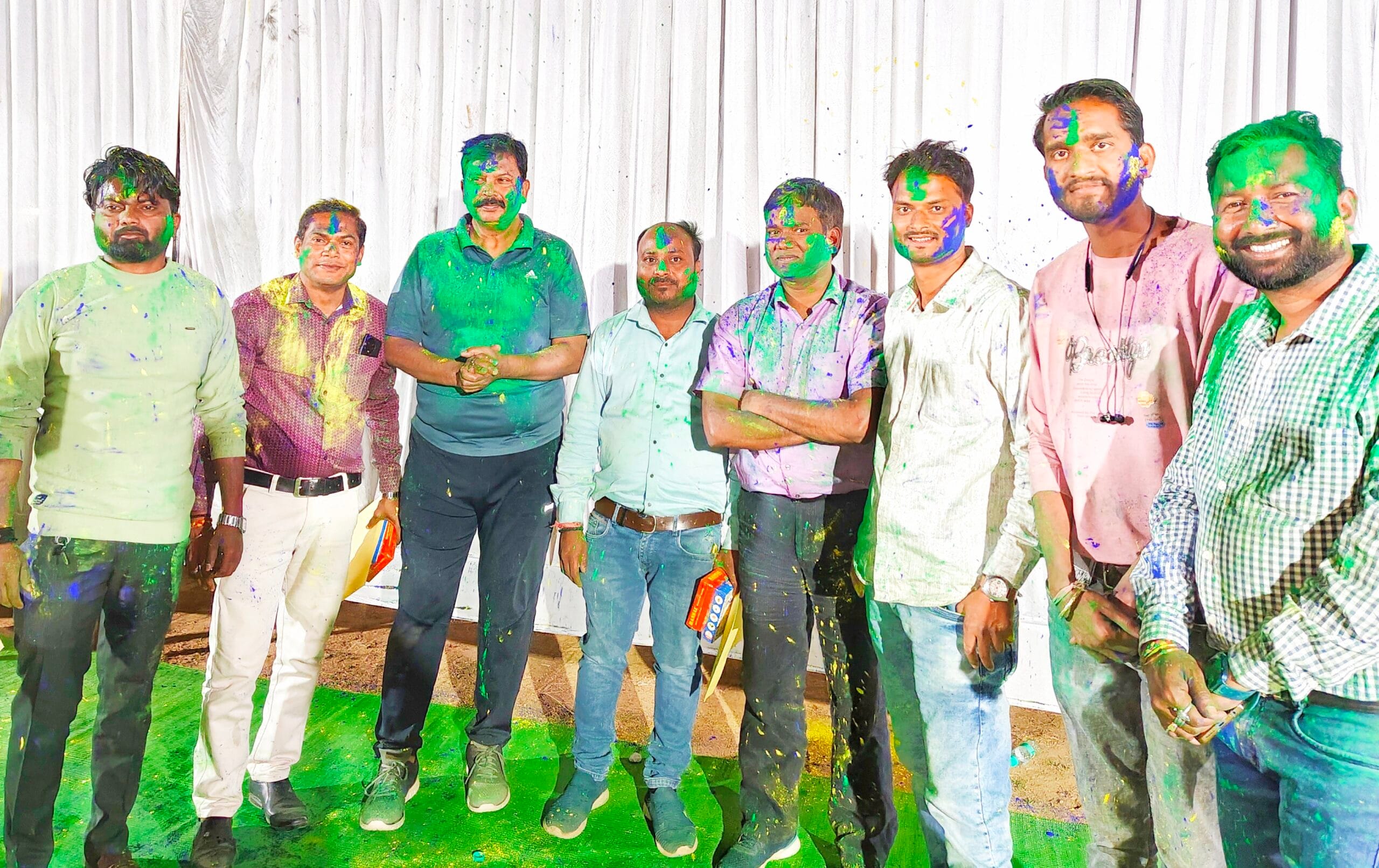 होली पर्व पर होली मिलन समारोह एवं सद्भावना मैच का आयोजन, जिला प्रशासन ने पत्रकार-11की टीम को 07 विकेट से हराया