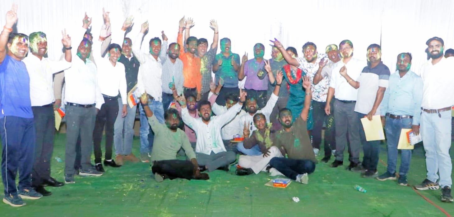 होली पर्व पर होली मिलन समारोह एवं सद्भावना मैच का आयोजन, जिला प्रशासन ने पत्रकार-11की टीम को 07 विकेट से हराया