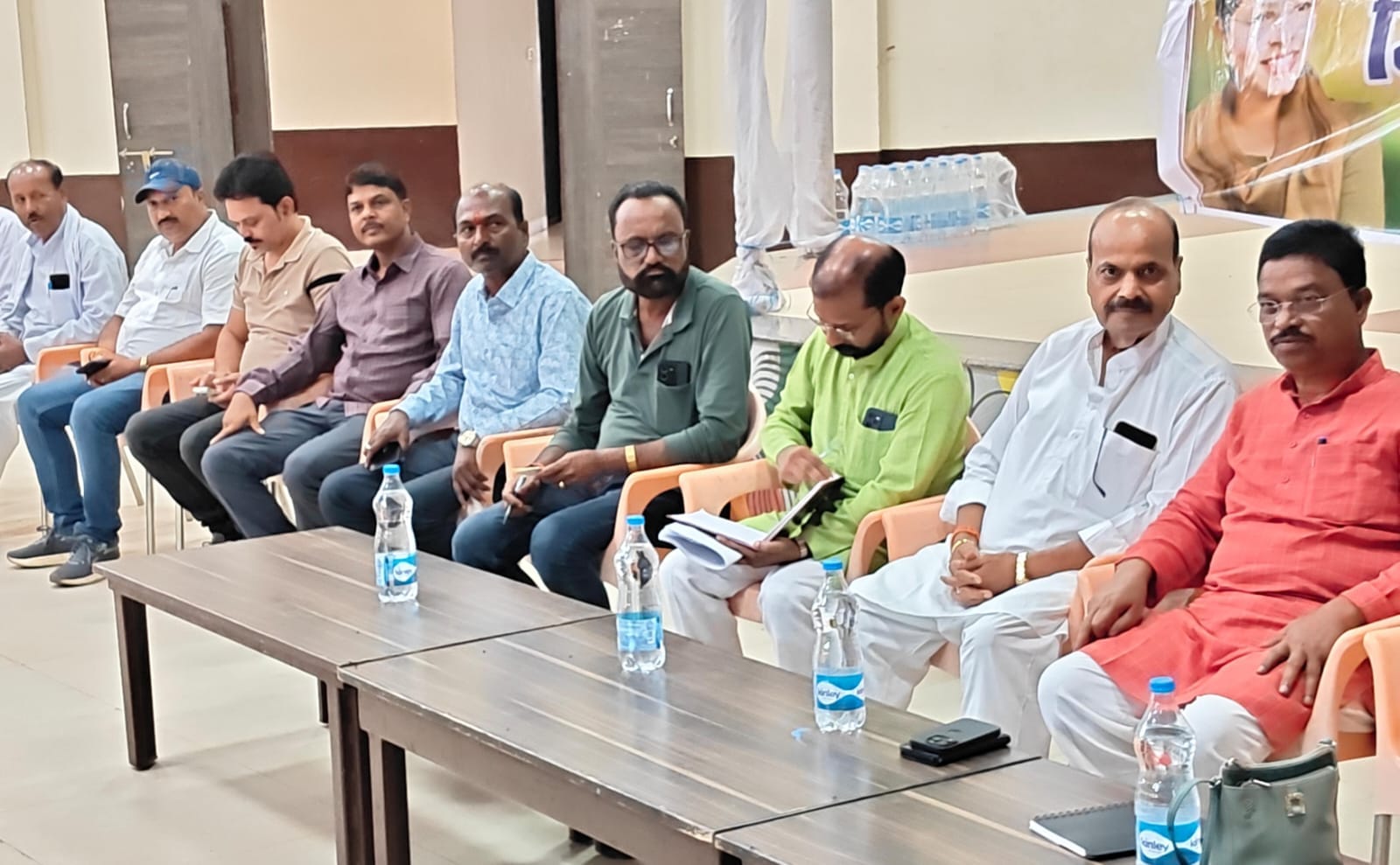 जिला कांग्रेस की बैठक सम्पन्न: संगठन सृजन में बूथ स्तर पर पार्टी को करेंगे सुदृण, अंतिम व्यक्ति तक पहुँचेगी पार्टी